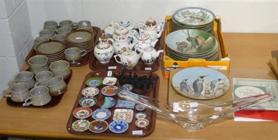 Lot 1127B - Schneider glass bowl, collectors plates, decorative teapots, tea set etc