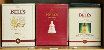 Lot 165 - Six Bells Christmas decanters, years 1994 -1998 inclusive & 2000 (6)