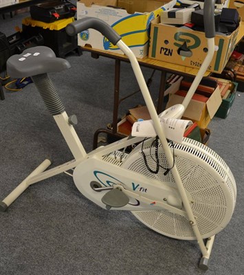 Lot 554 - A V-Fit exercise bike