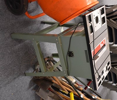 Lot 565 - An SP 10inch table saw