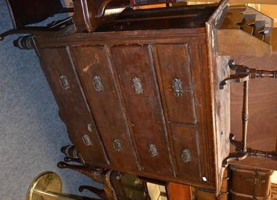 Lot 604 - Victorian chest of drawers