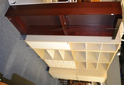 Lot 621 - A collection of modern modular furniture including book shelves, storage cupboards, etc