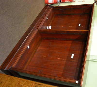 Lot 725 - A large mahogany open bookcase