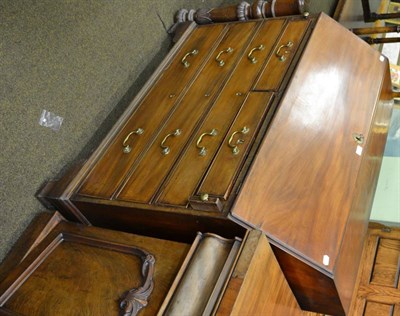 Lot 843 - A George III mahogany bureau