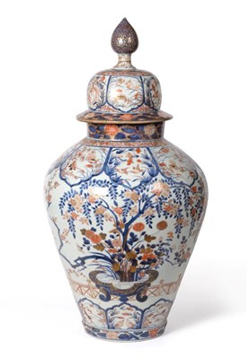 Lot 200 - A Japanese Imari Porcelain Jar and Cover, circa 1700, of baluster form, typically painted with...