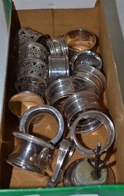 Lot 27 - Quantity of silver napkin rings, ring/pin cushion stand
