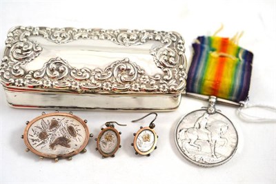 Lot 28 - Silver box, World War I medal PTE.R. Stephenson, silver brooch and earrings en-suite