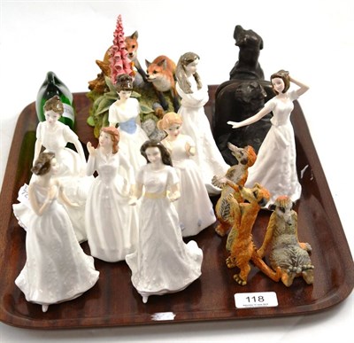 Lot 118 - Eight Royal Doulton figures, Border Fine Arts fox group, Wedgwood glass paperweight etc