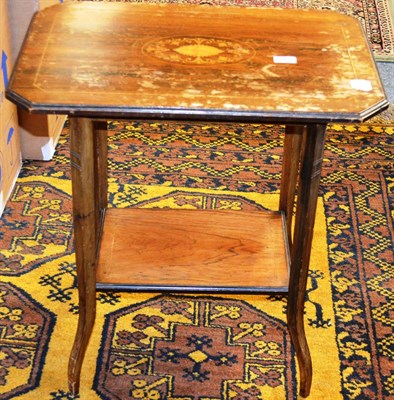 Lot 1043 - Edwardian table