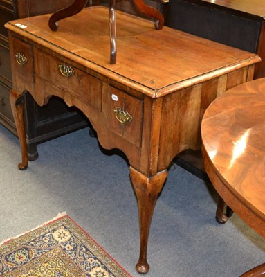 Lot 1318 - A George III lowboy