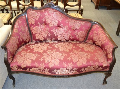 Lot 1348 - 20th century mahogany settee