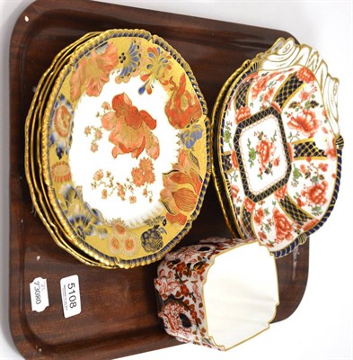 Lot 5108 - Assorted Royal Crown Derby dessert service pieces and a square section vase