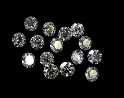 Lot 376 - Fifteen Loose Round Brilliant Cut Diamonds, estimated diamond weights 0.40 carat - 0.45 carat...