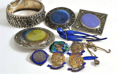 Lot 75 - Assorted Ruskin style brooches, a silver bangle, enamelled brooches etc