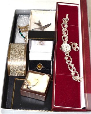 Lot 83 - Collection of silver and other jewellery etc, including cat watch, brooches and pendant