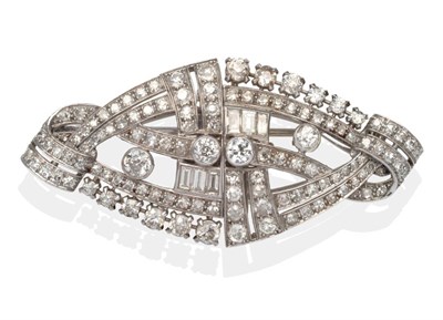 Lot 438 - An Art Deco Diamond Double Clip Brooch, the pierced lozenge shaped plaque set throughout with...