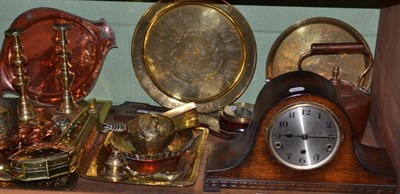 Lot 125 - A tray of assorted brass, copper, a barometer and a mantel clock etc (on one shelf)