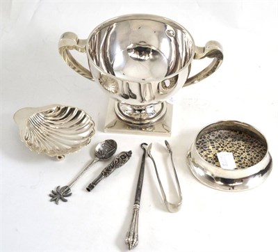 Lot 399 - Silver two handled pedestal trophy and a small quantity of other silver