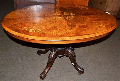 Lot 566 - Victorian walnut oval breakfast table