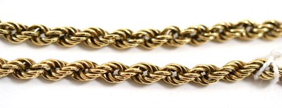 Lot 242 - A 9ct gold rope necklace