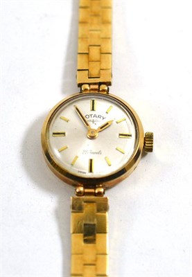 Lot 400 - Lady's 9ct gold Rotary cased wristwatch with conforming bracelet