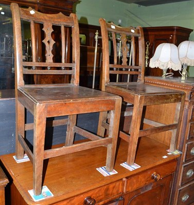 Lot 558 - A pair Victorian mahogany country chairs