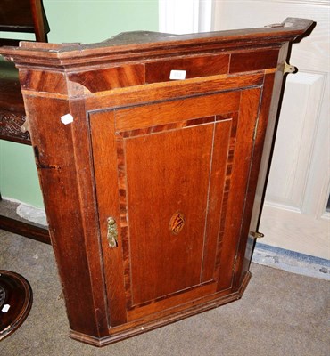 Lot 633 - Georgian oak corner cupboard