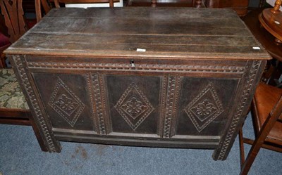 Lot 701 - An 18th century oak linen chest