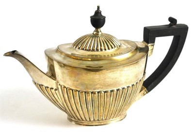 Lot 103 - A silver teapot