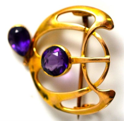 Lot 178 - An Art Nouveau amethyst brooch