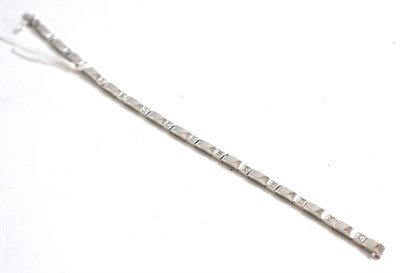 Lot 194 - A diamond set bracelet