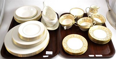 Lot 239 - A Wedgwood Gold Florentine six setting tea service and a Wedgwood Signet Gold part dinner service