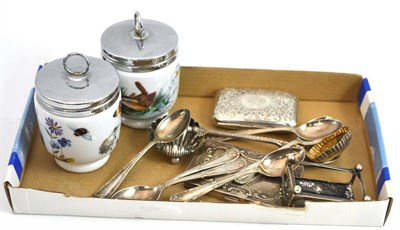 Lot 289 - A silver preserve spoon with thistle finial, a set of six silver teaspoons, a sifter spoon, a shell