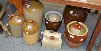 Lot 1121 - Collection of assorted stoneware bottles, Bakelite radio, brassware etc