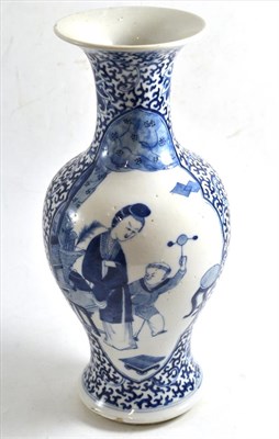 Lot 155 - A Chinese blue and white vase circa 1900