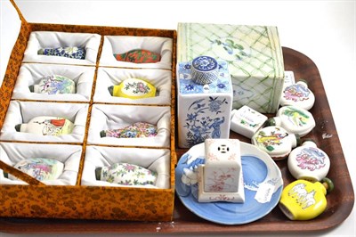 Lot 174 - Assorted Oriental and other porcelain including cased set of snuff bottles