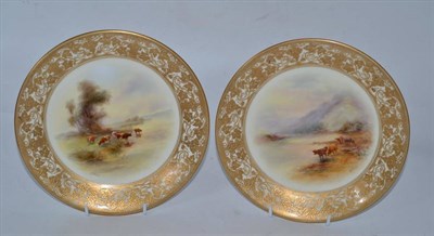 Lot 278 - A pair of Royal Worcester porcelain plates, 1912, painted by Harry Stinton, 22.7cm