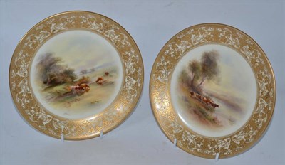 Lot 279 - A pair of Royal Worcester porcelain plates, 1912, painted by Harry Stinton, 22.7cm diameter