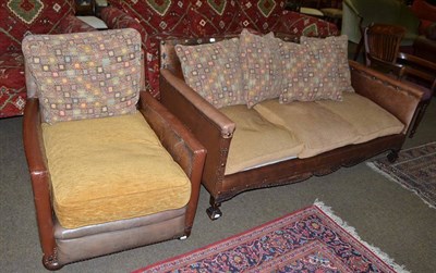 Lot 494 - Leather settee and armchair