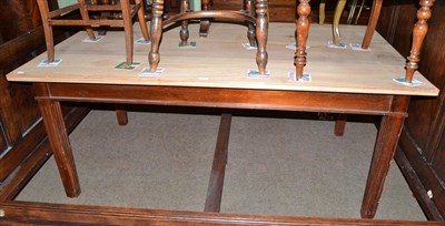 Lot 531 - Large kitchen table