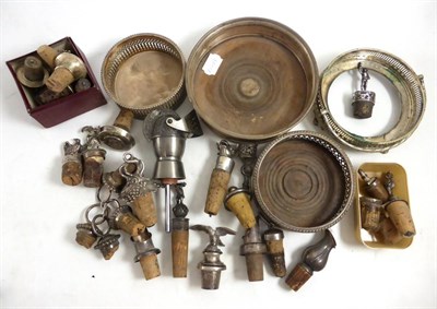 Lot 138 - A quantity of silver and silver plate including bottle stoppers, coasters, etc
