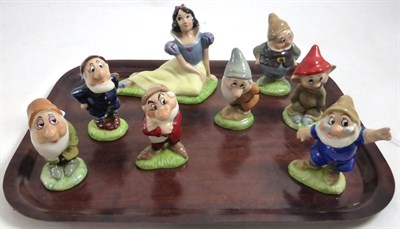 Lot 187 - Wade Snow White and the Seven Dwarfs figures