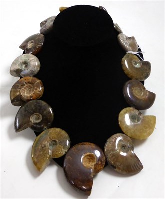 Lot 224 - An ammonite necklace