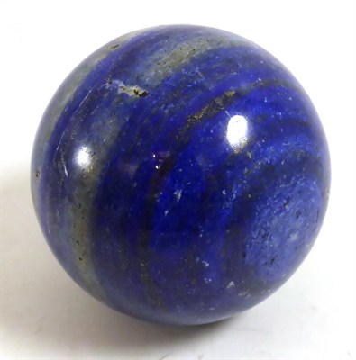 Lot 285 - A lapis lazuli sphere