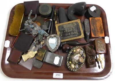 Lot 293 - Assorted collectables including footballing novelty pipe, musical box, snuff boxes, miniatures,...