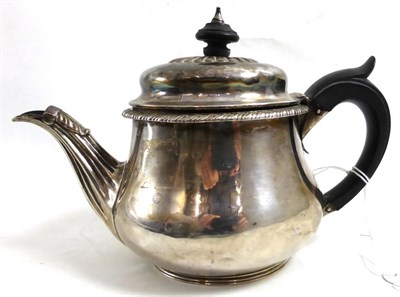 Lot 369 - A George IV silver teapot, probably London, 1823