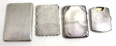 Lot 386 - Two silver cigarette cases, a silver purse/aide memoir and a EPNS purse/aide memoir