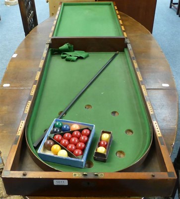 Lot 1011 - A Georgian folding billiard/snooker table and balls