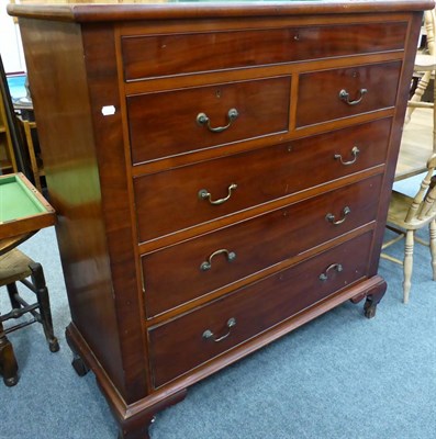 Lot 1013 - A mahogany chest of drawers