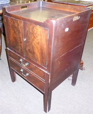 Lot 1264 - George III pot cupboard / night table